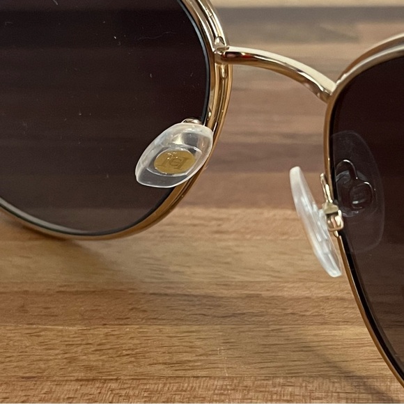 NWT Carolina Herrera Black Sunglasses - Picture 5 of 10